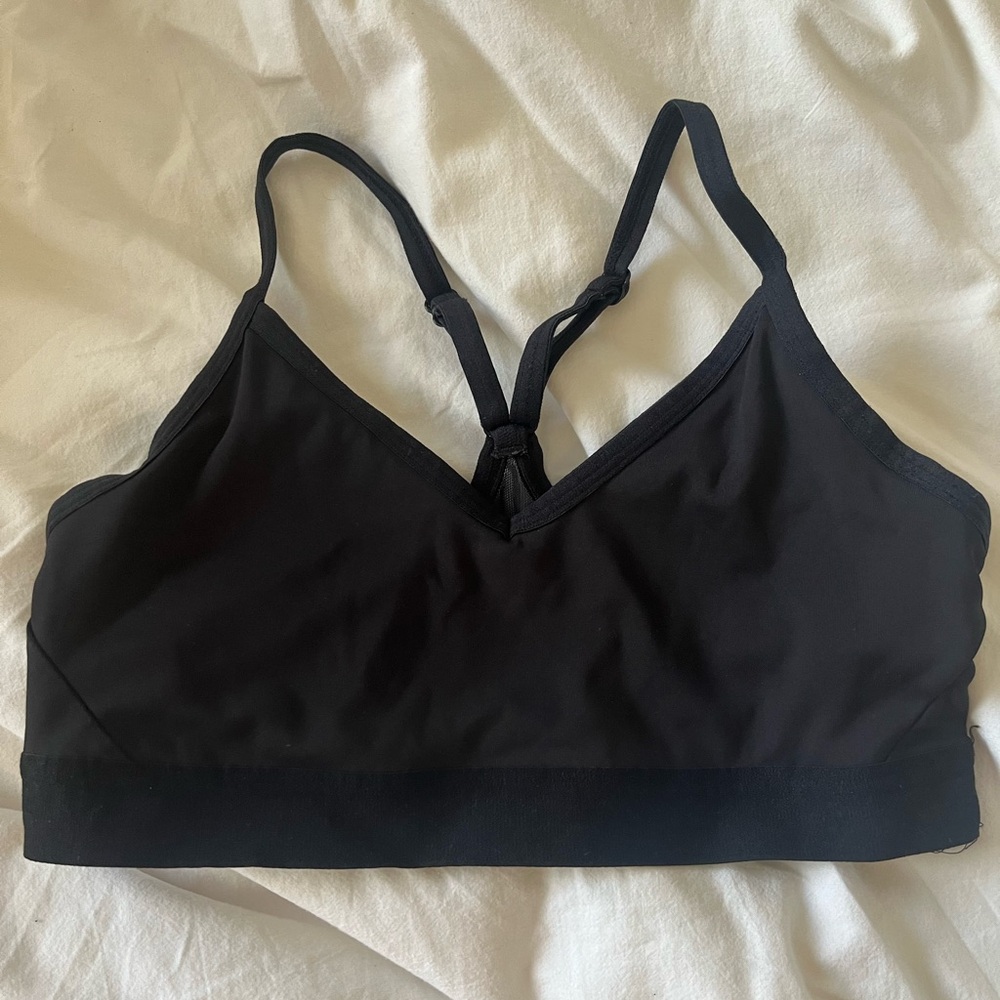Black sports bra size XS